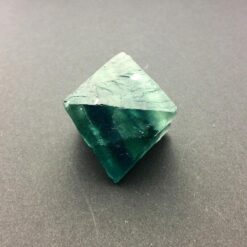 Blauer Fluorit Oktaeder aus China Edelstein