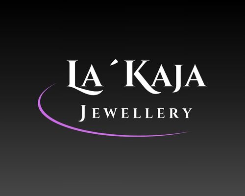 La´Kaja Jewellery Logo auf schwarzem Hintergrund